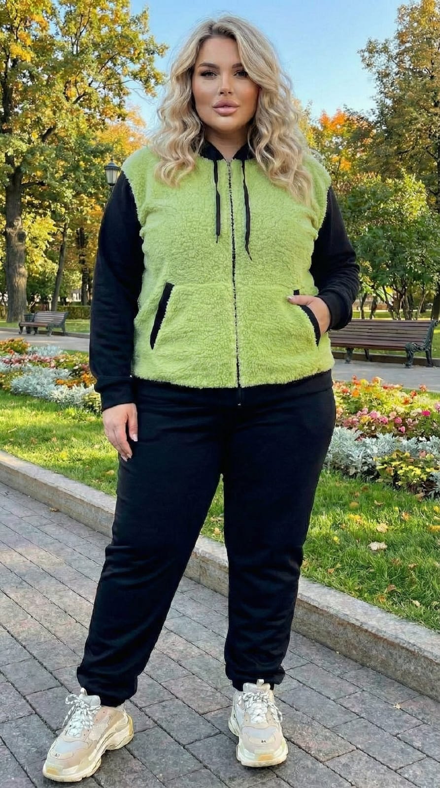 Костюм спортивный женский (без выбора цвета), код 50360670