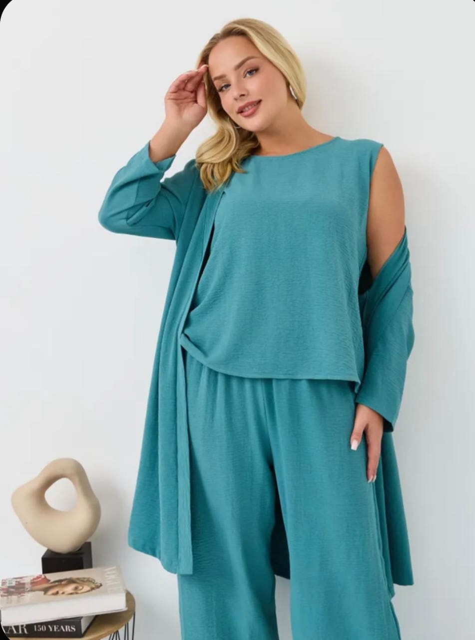 Костюм женский (без выбора цвета), код 6841734