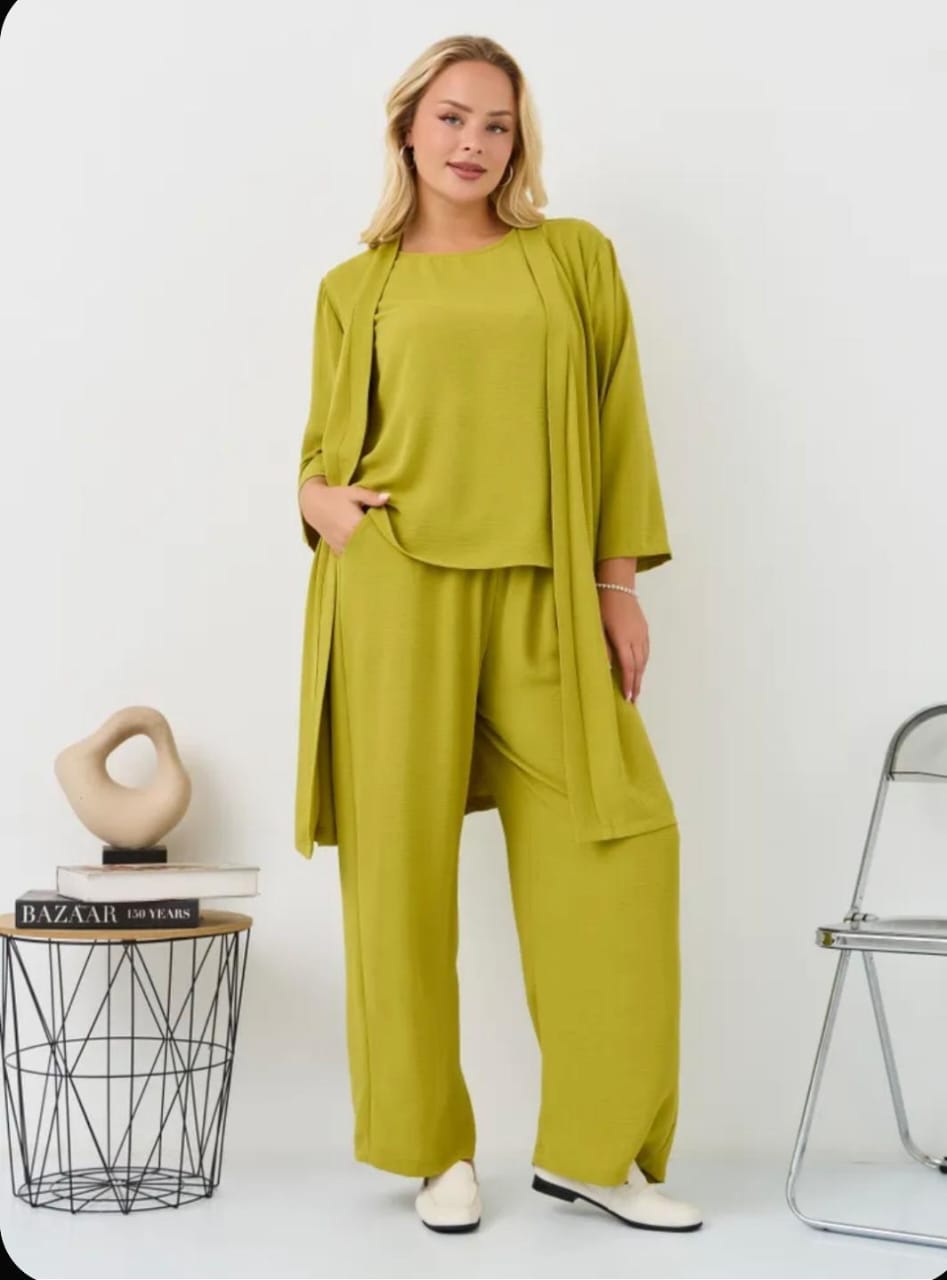 Костюм женский (без выбора цвета), код 6841730