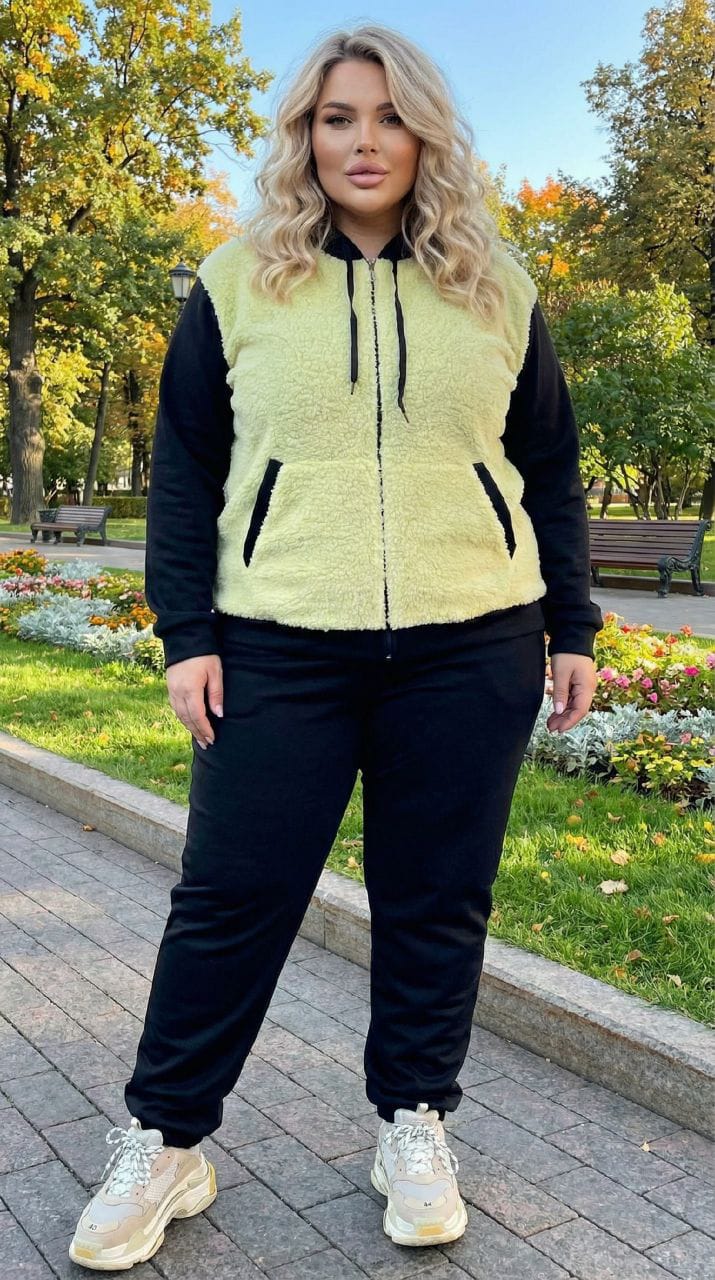 Костюм спортивный женский (без выбора цвета), код 50360668