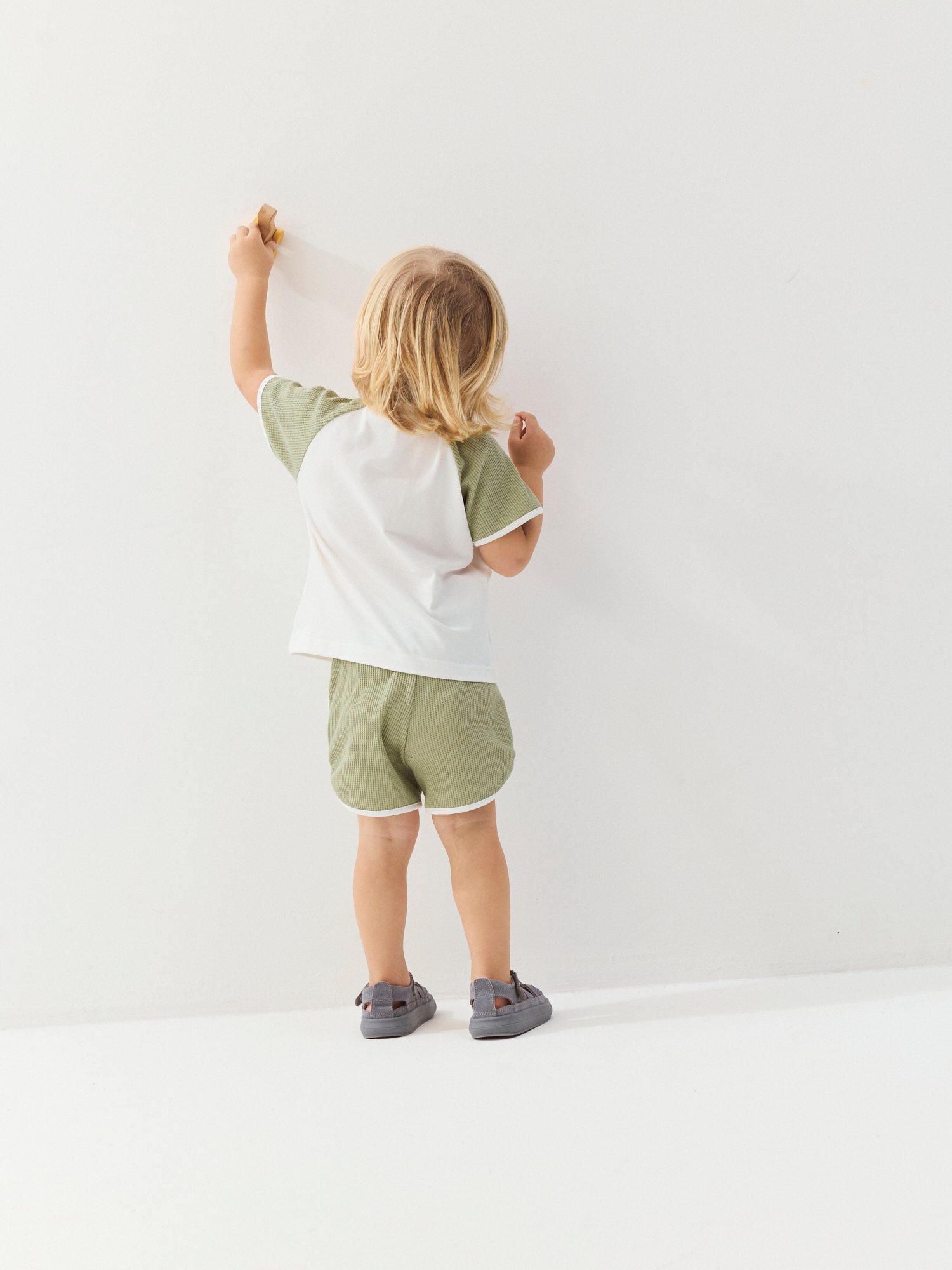 Комплект футболка и шорты