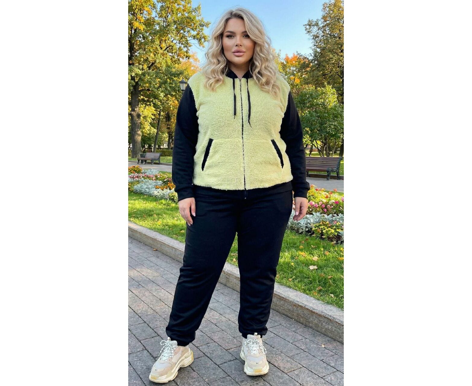 Костюм спортивный женский (без выбора цвета), код 50360668