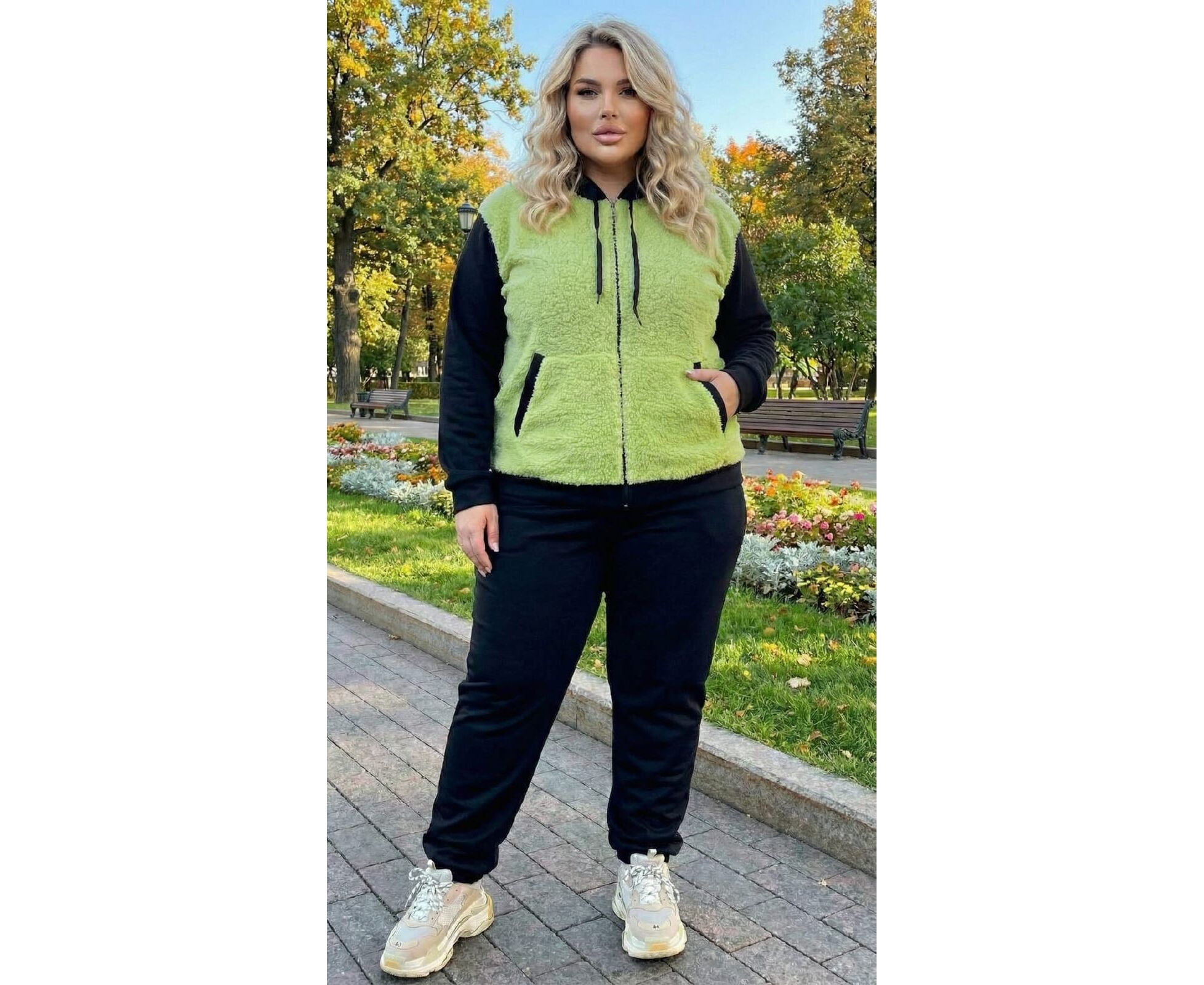 Костюм спортивный женский (без выбора цвета), код 50360670