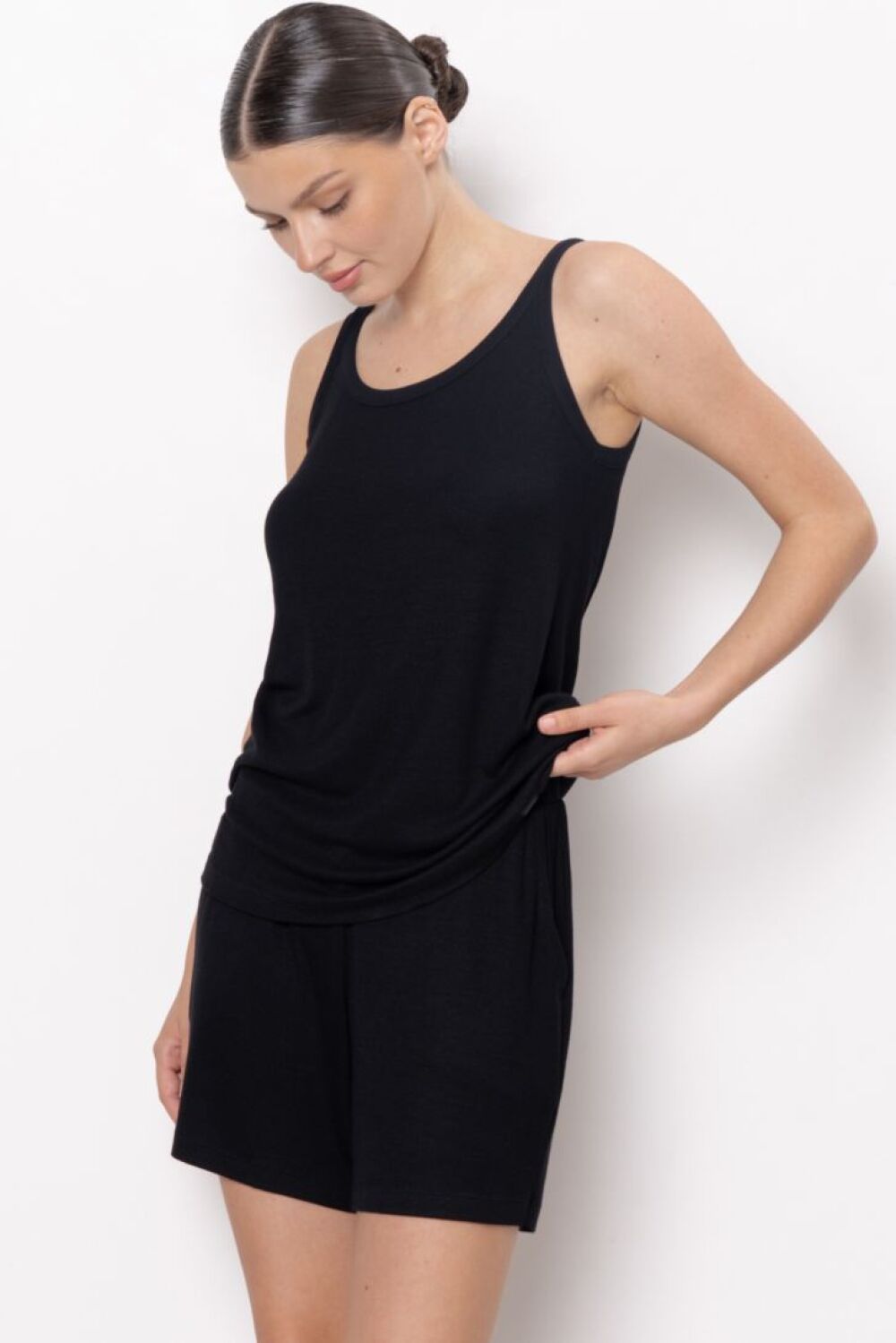 АКЦИЯ 912р. 1086р.ШОРТЫ ЖЕНСКИЕ арт. 6515W-45108.1H-911