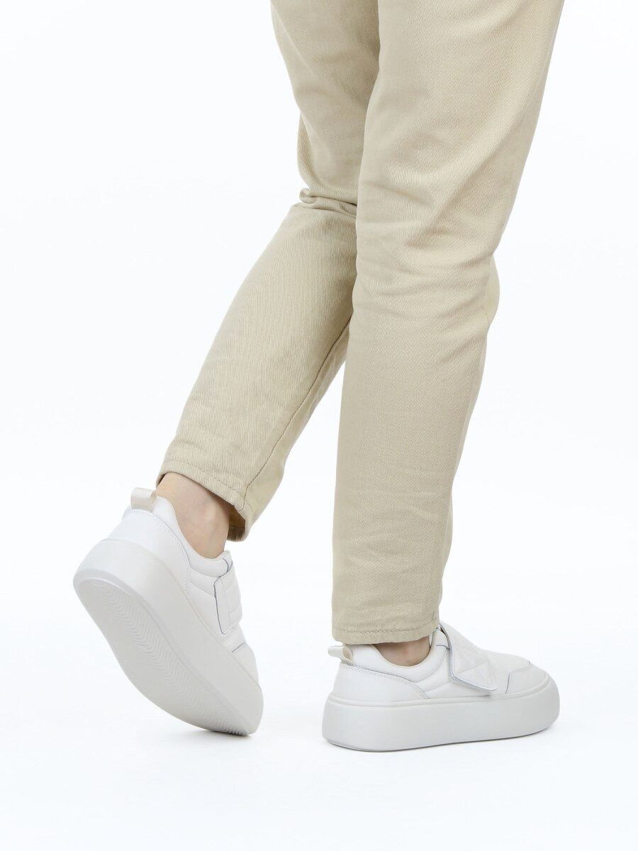 03-YH462-2 LT. BEIGE Полуботинки спортивные демисезонные женские (натуральная кожа)