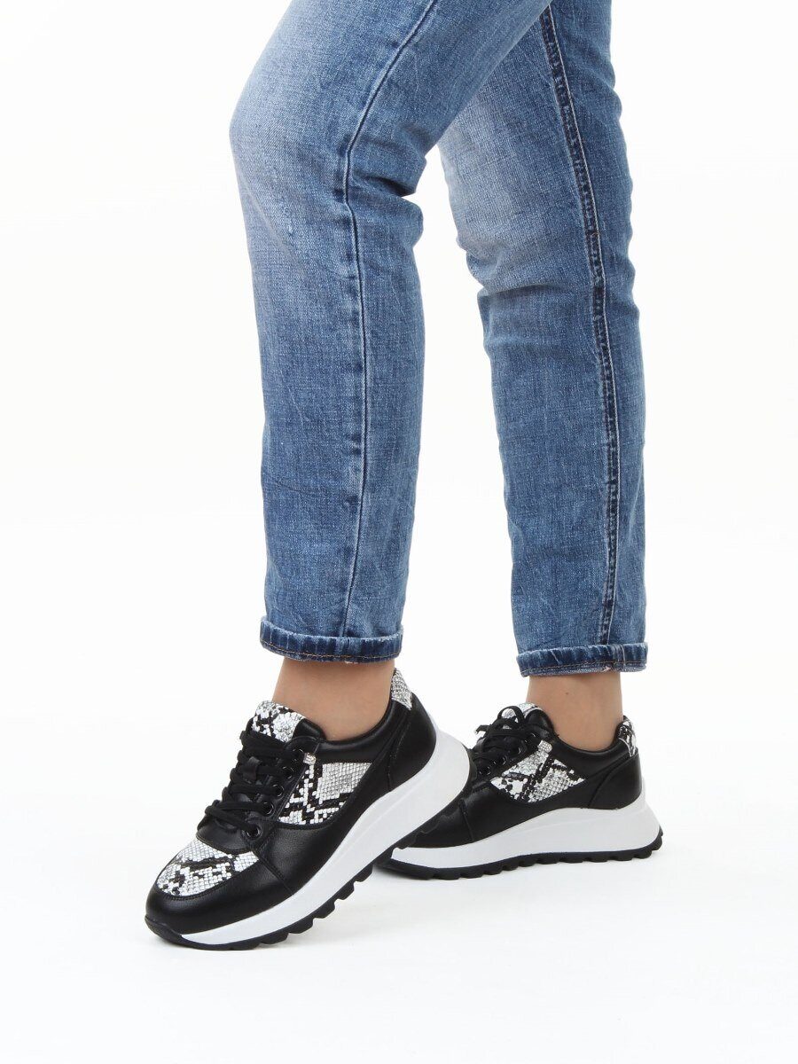 03-A847-10 BLACK Кроссовки женские (натуральная кожа)