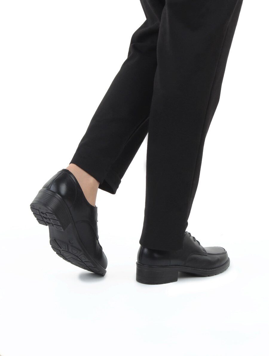 03-DYL37-3 BLACK Полуботинки женские (натуральная кожа)