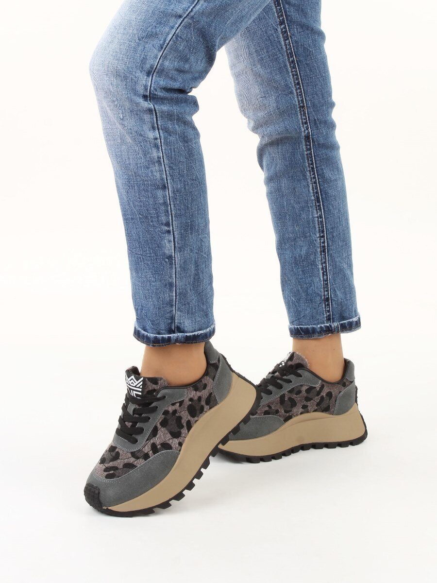 04-PDH362-2 GRAY Кроссовки демисезонные женские (натуральная замша, натуральная кожа)