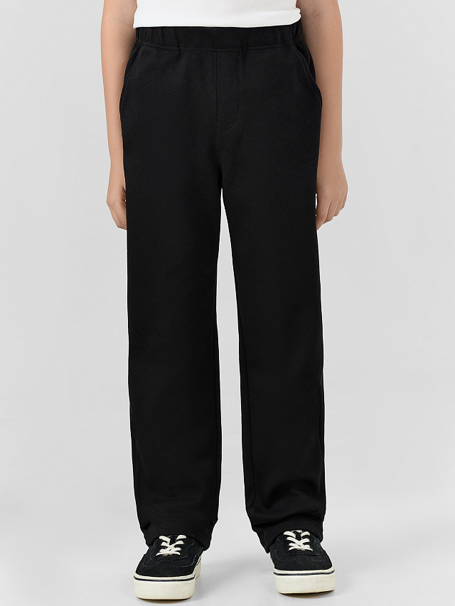 Брюки для мальчиков в черном цвете