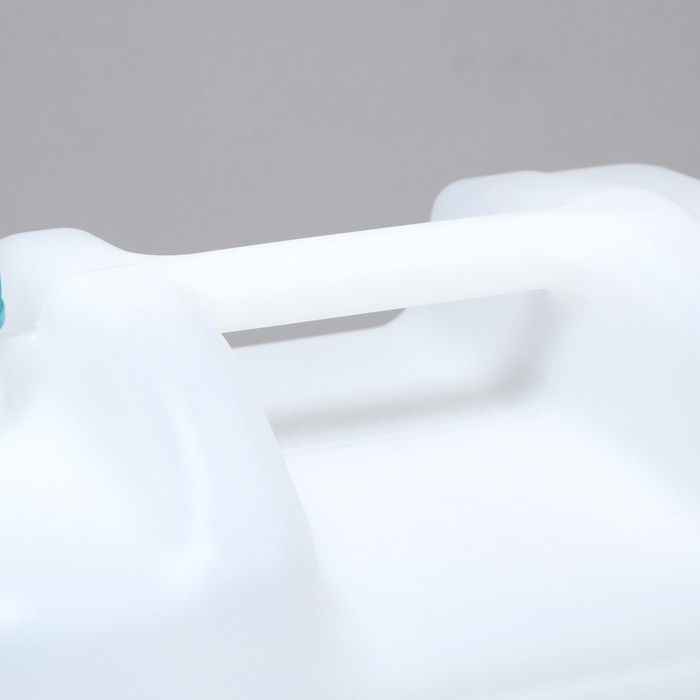 Канистра пищевая «Бочонок», 25 л, пластиковая, со сливом, белая