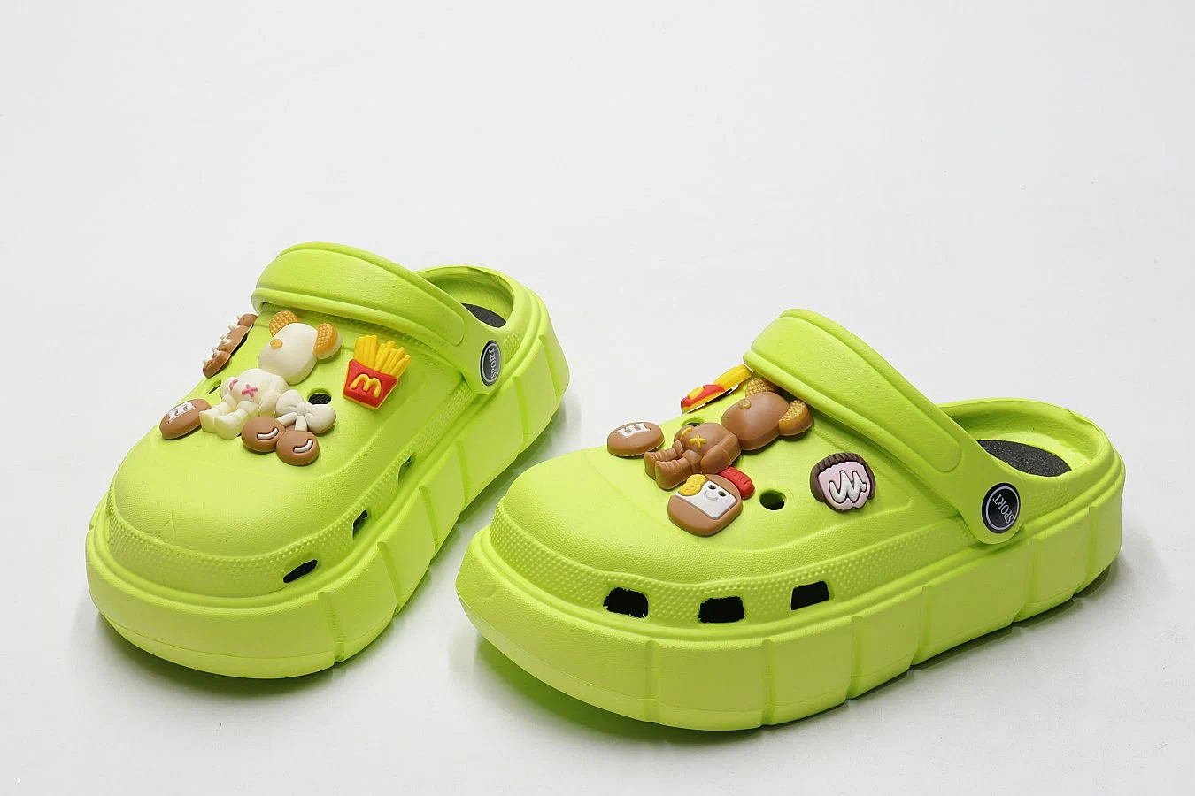 Ст.цена 690р.Сабо детские (24-35)р. / шт.