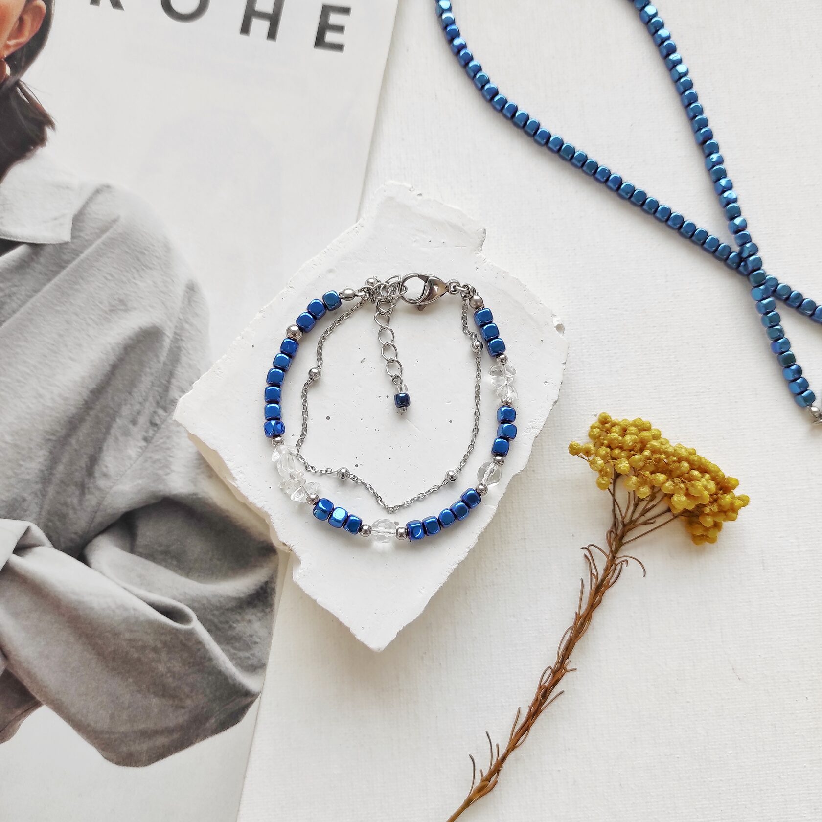 Браслет с синим гематитом