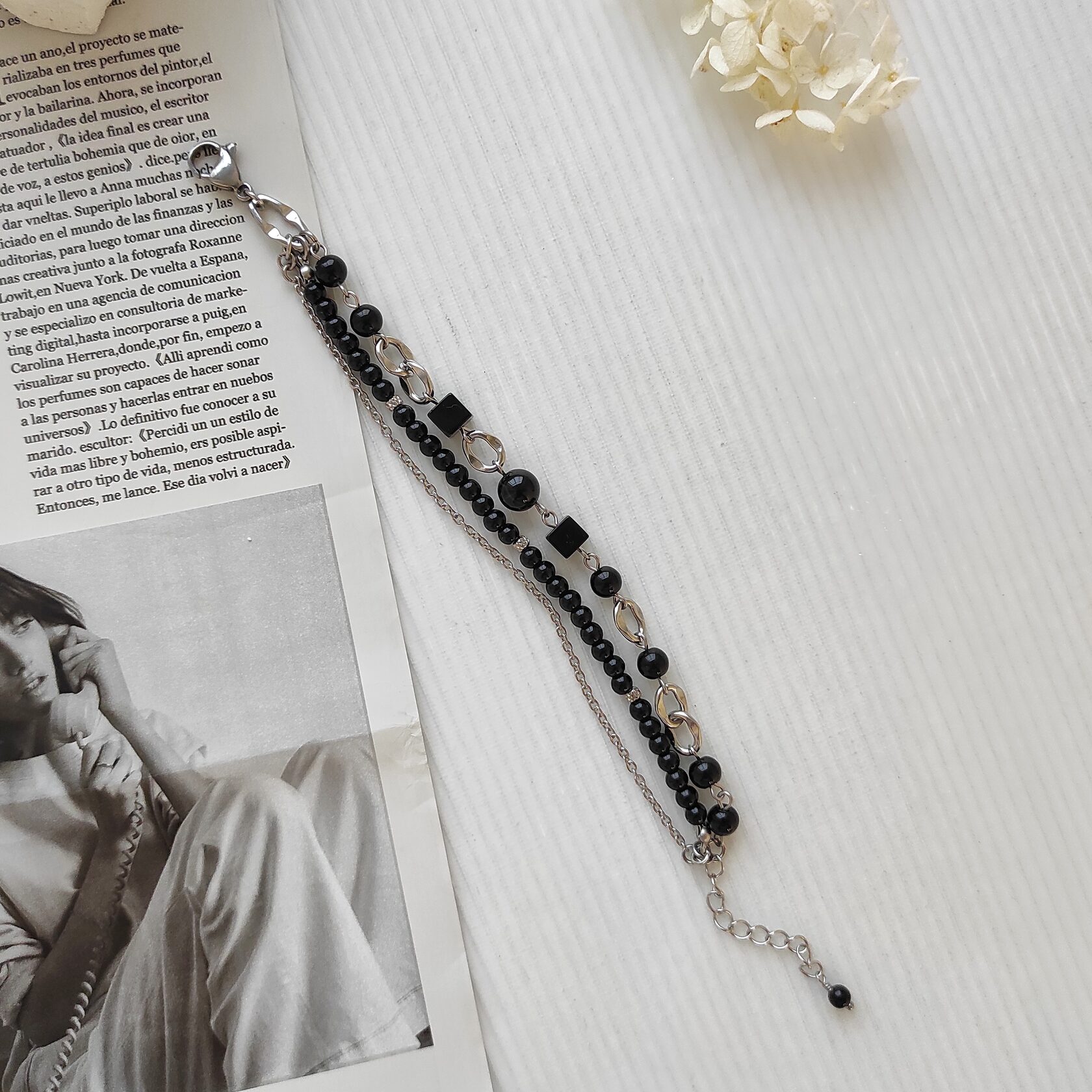 Многослойный браслет из черного агата и оникса в фурнитуре из стали