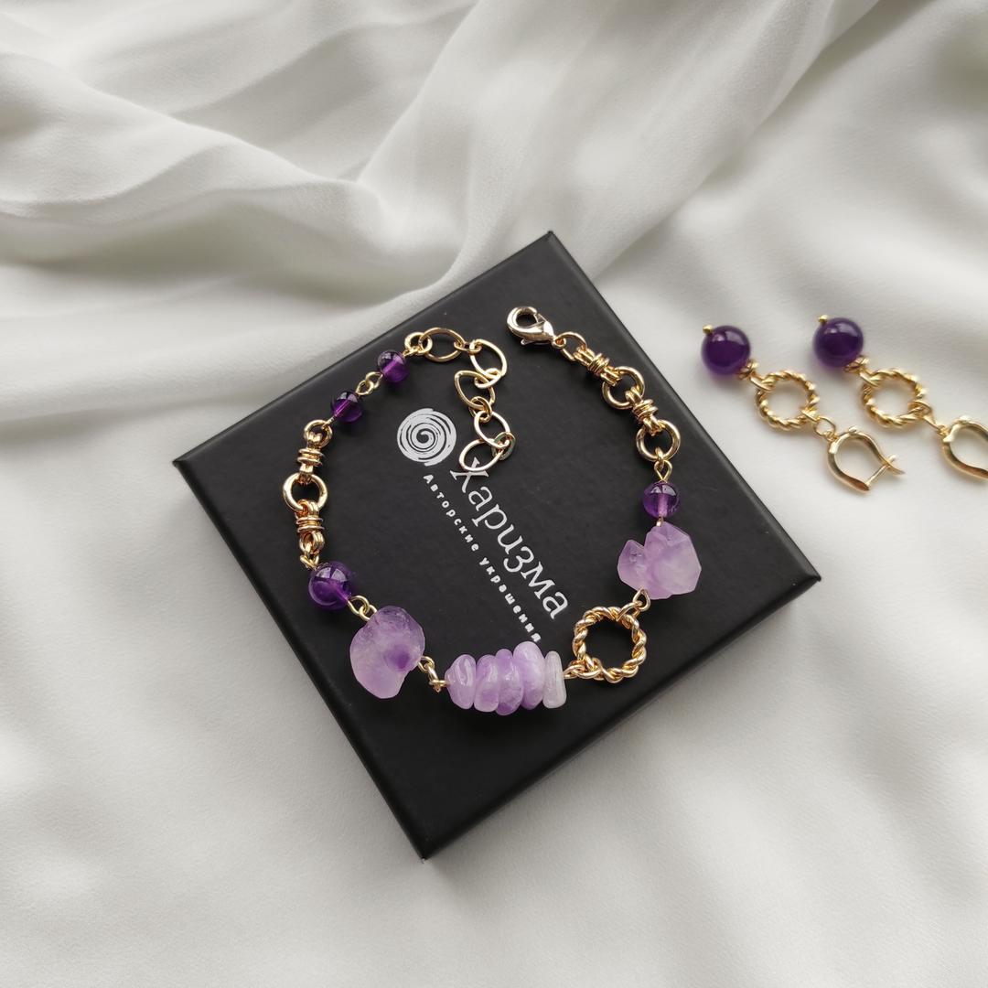 Браслет с аметистами в позолоченой фурнитуре