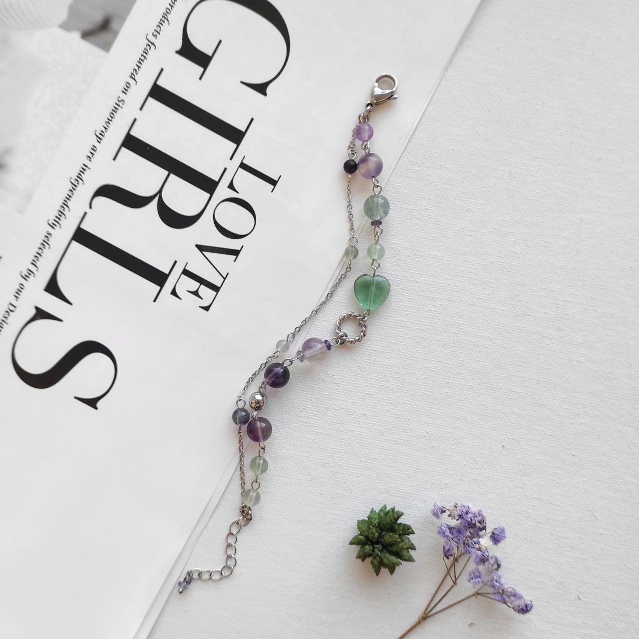 Браслет из флюорита с сердечком