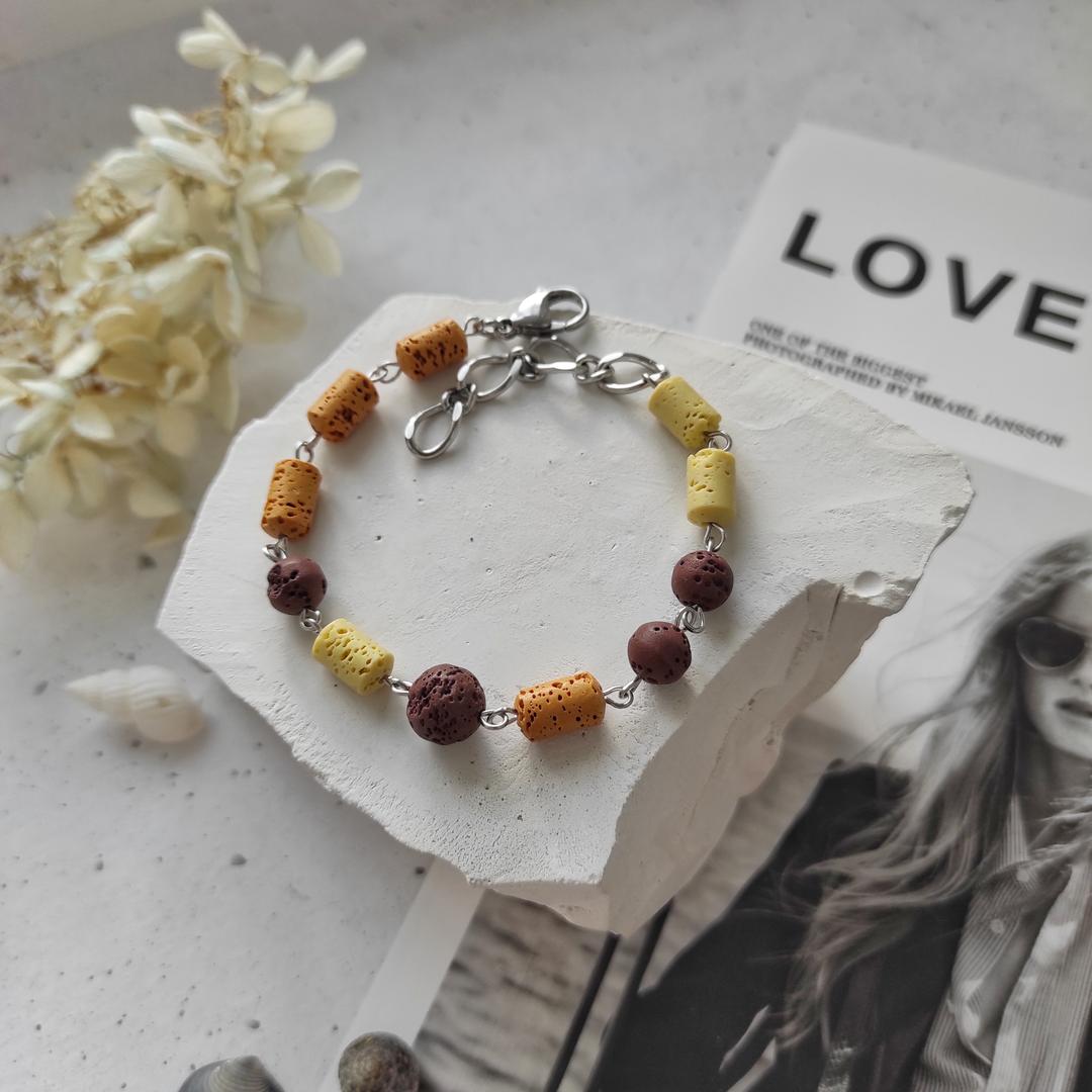 Браслет из вулканита: оранжевый + жёлтый + шоколадный оттенки