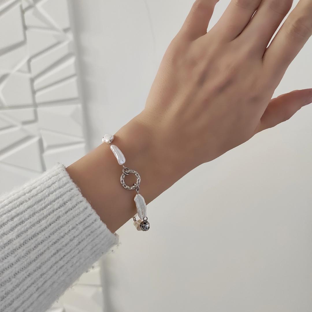 Браслет с жемчугом Бива в белом металле