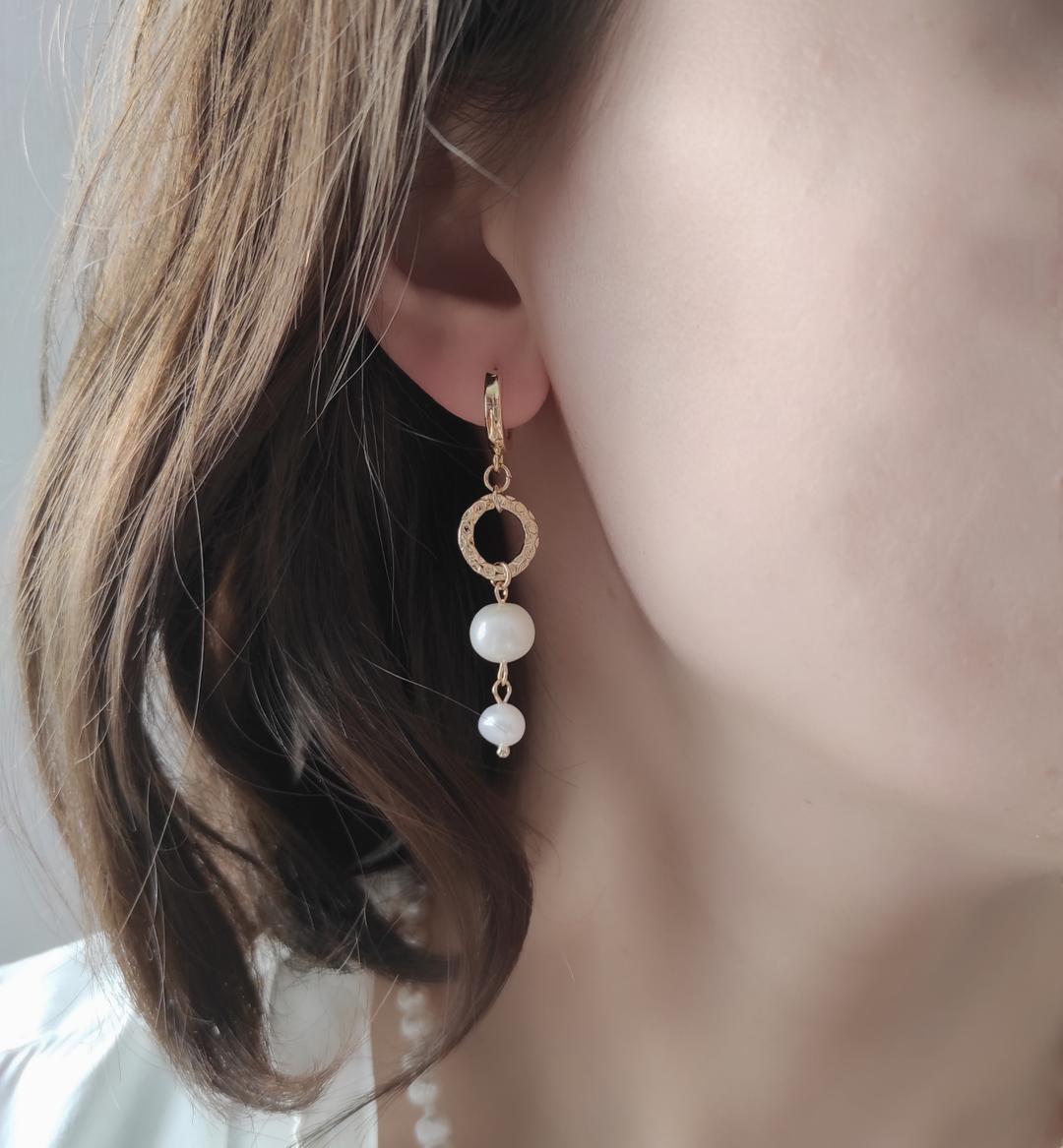 Серьги с жемчугом в позолоченной фурнитуре