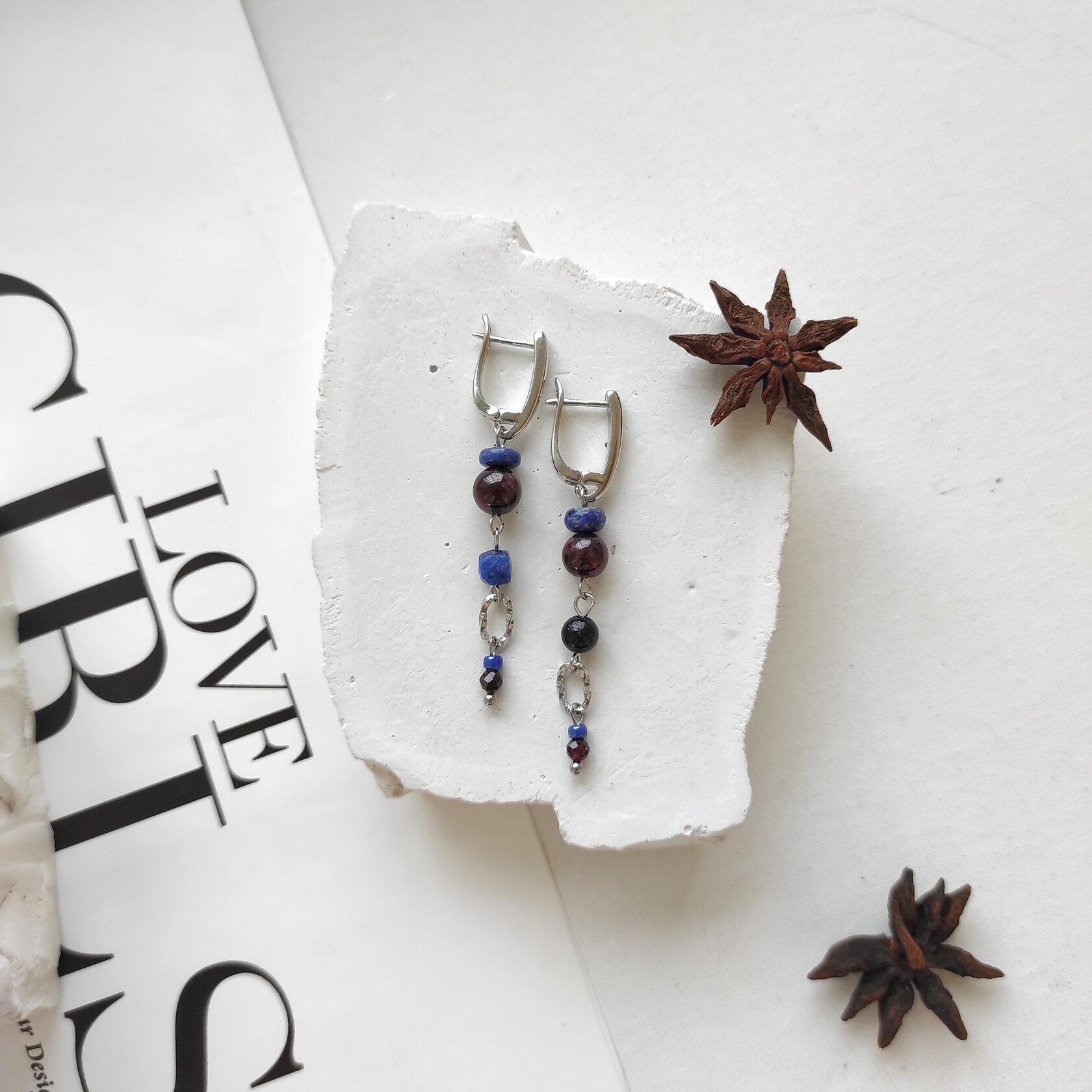 Серьги из натуральных камней: гранат, лазурит, авантюрин