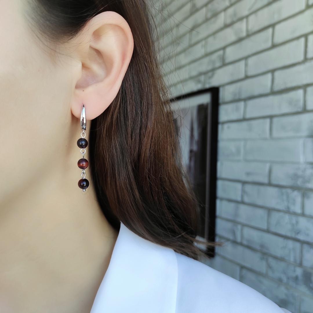 Серьги с камнем