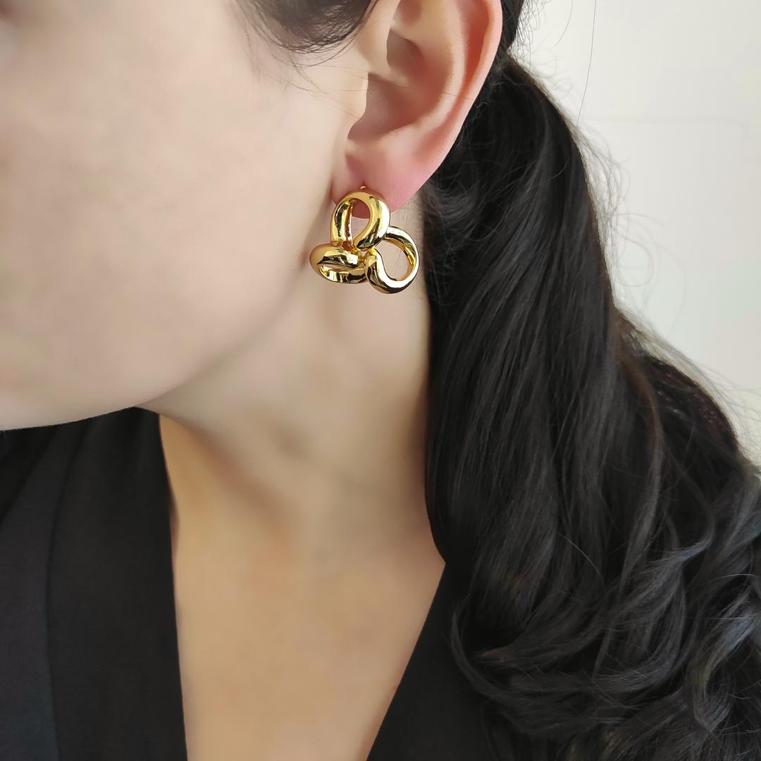 Серьги базовые в позолоченой фурнитуре