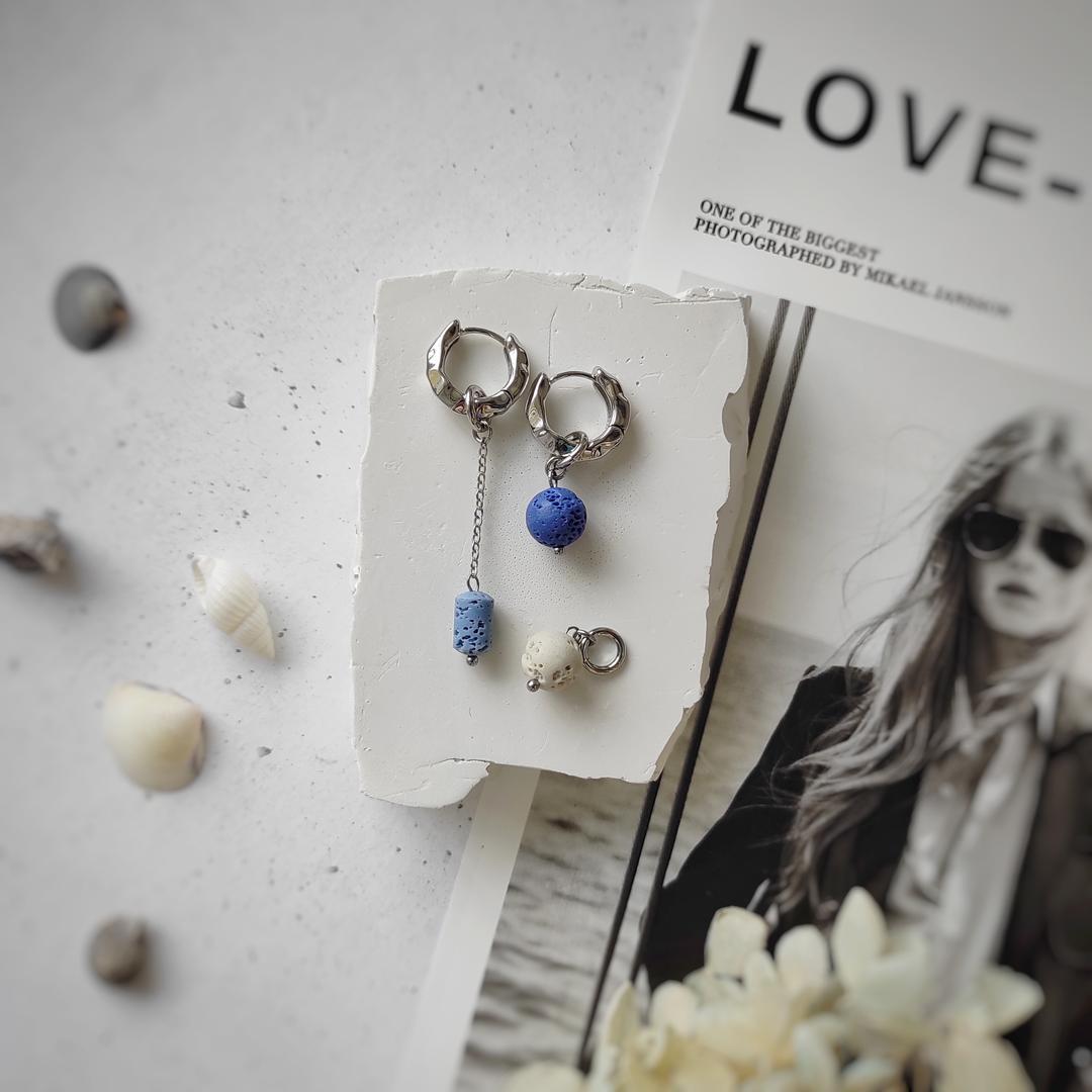 Серьги - трансформеры с сине-голубым вулканитом