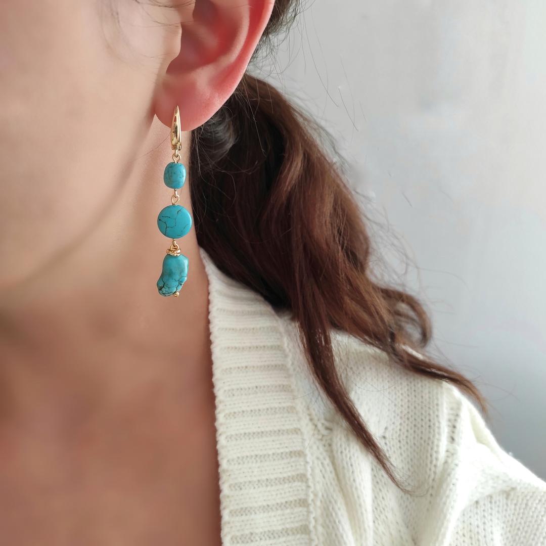 Серьги с турквенитом, говлитом