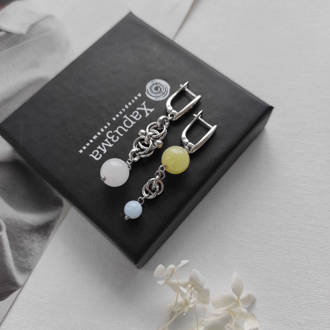 Серьги с кварцем пастельных оттенков: розовый, голубой, зелёный