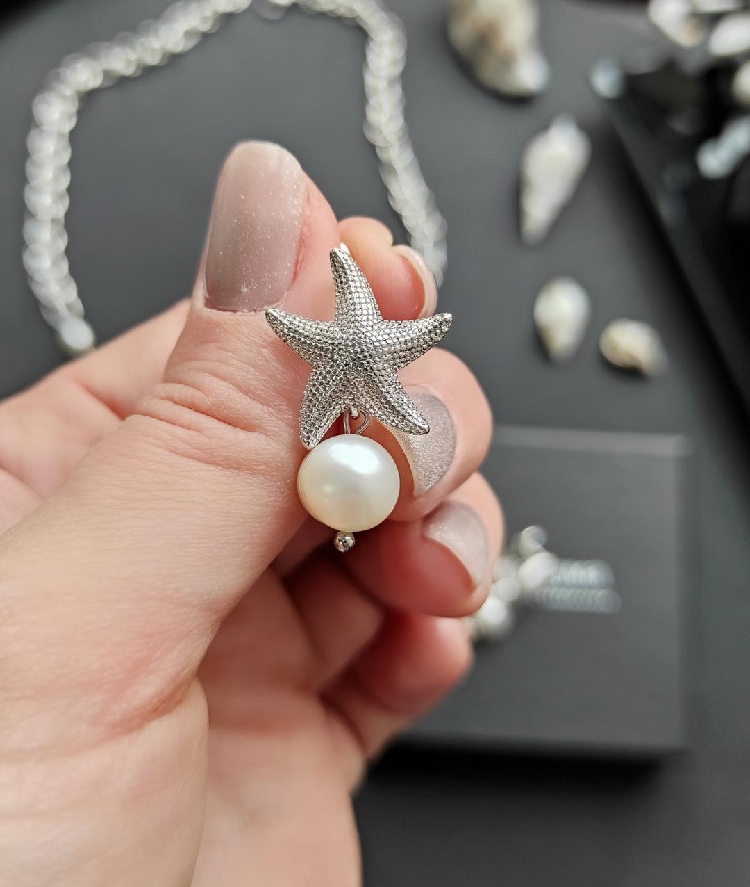 Серьги с жемчугом Морская звезда в белом металле