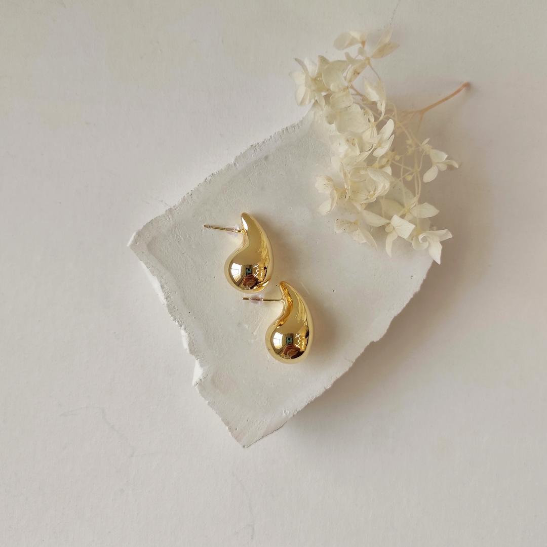 Серьги капля в позолоченой фурнитуре