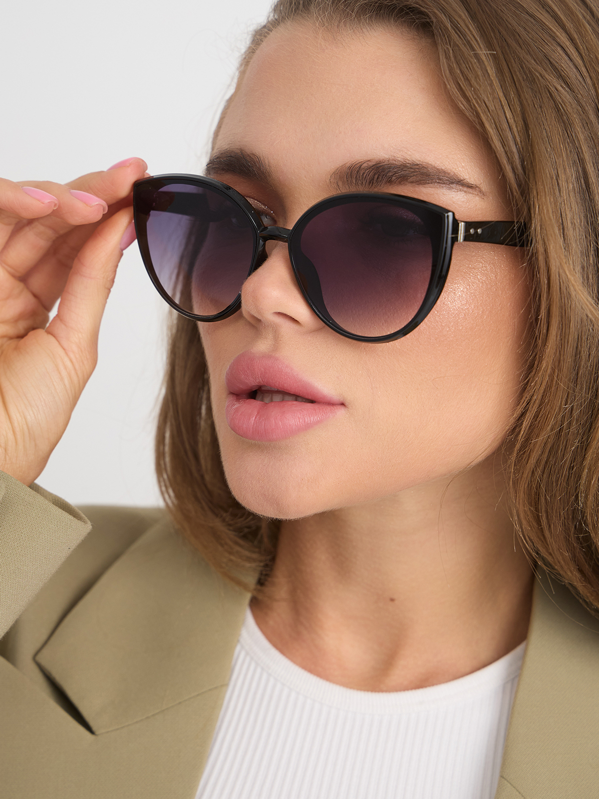 Солнцезащитные очки женские с поляризацией