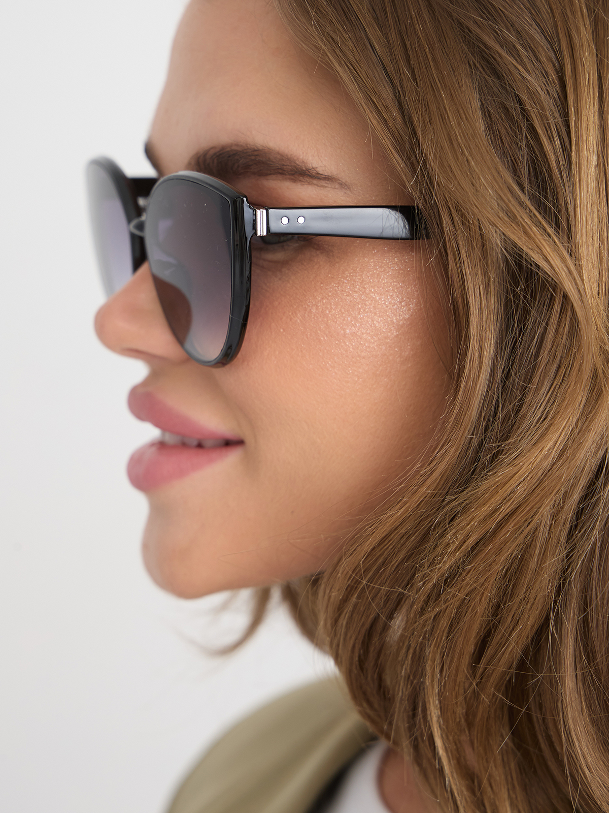 Солнцезащитные очки женские с поляризацией