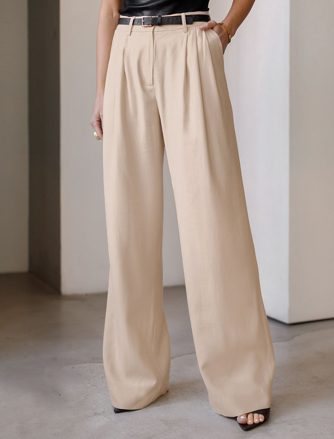 Брюки палаццо с защипами из плотного лиоцелла