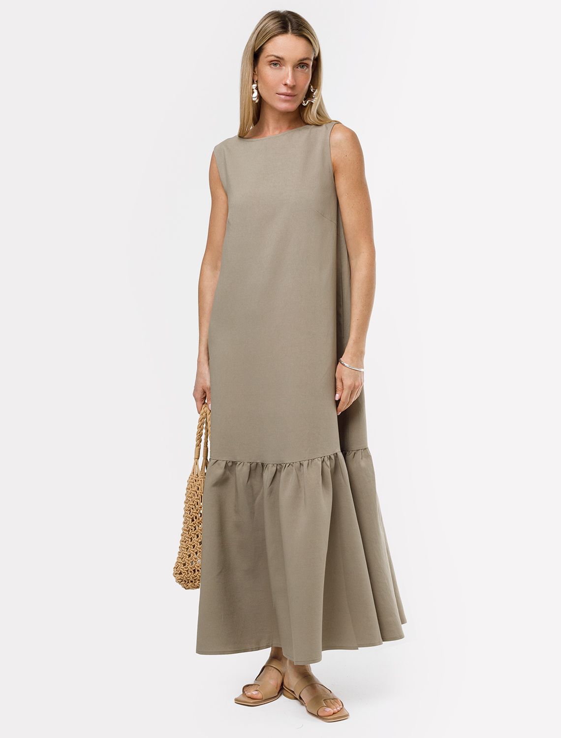 Платье из плотного лиоцелла