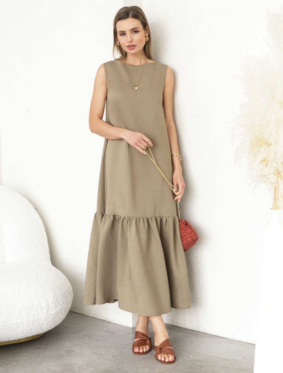 Платье из плотного лиоцелла