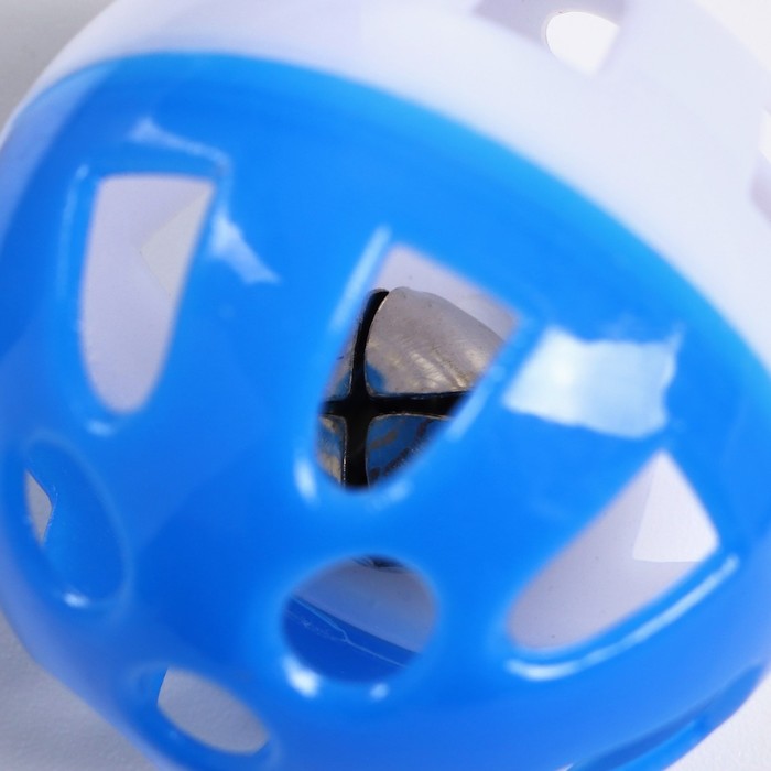 Шарик для кошек с бубенчиком «Луна», 3.8 см, синий/белый