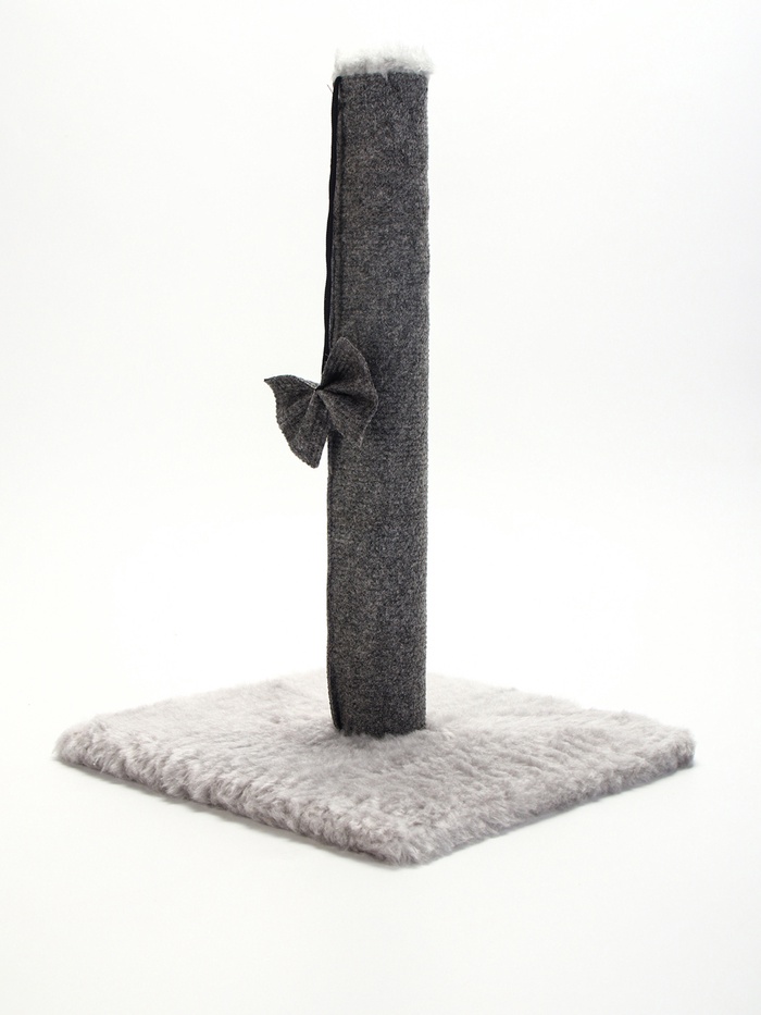 Когтеточка-столбик«Пижон», 30×30×50 см, с игрушкой бантиком, серый