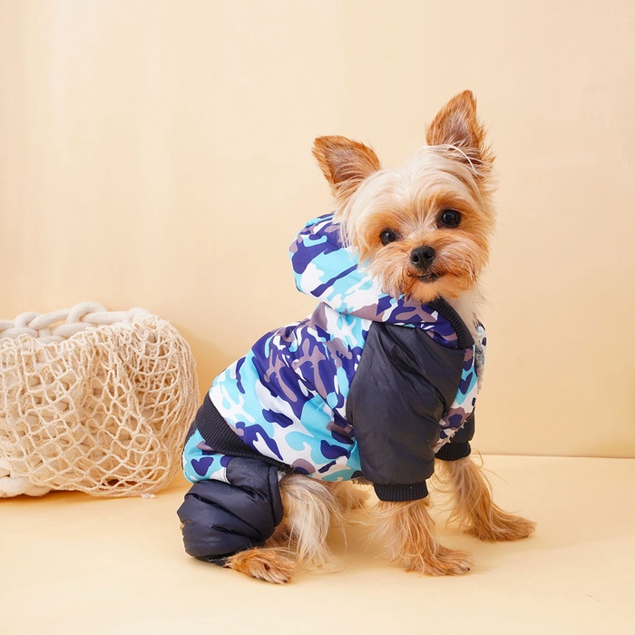 Комбинезон для собак, размер M, ДС 26, ОШ 32, ОГ 44 см, на меховом подкладе с капюшоном