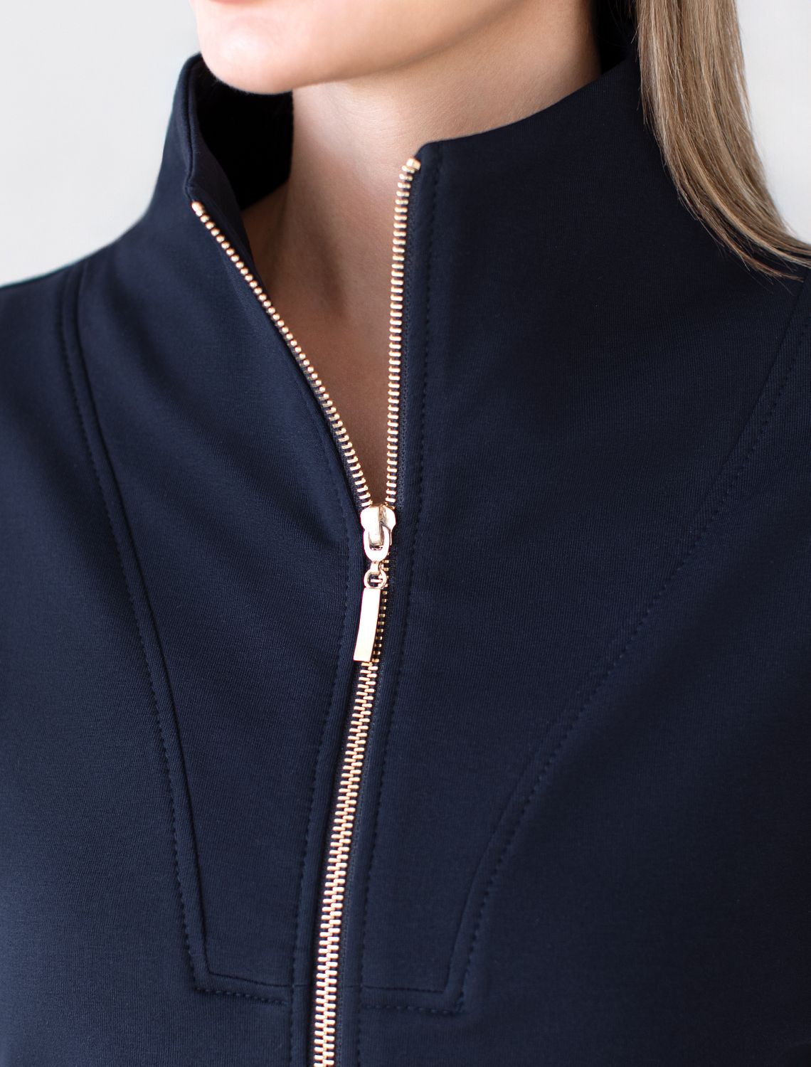 Ст.цена 2490р Жакет из тонкого премиального футера с эластаном D49.078 т.синий