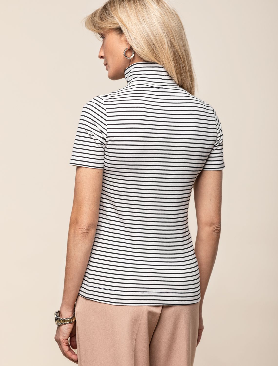 Ст.цена 1290р Водолазка из премиального хлопка с эластаном D49.037 бело-черная полоса