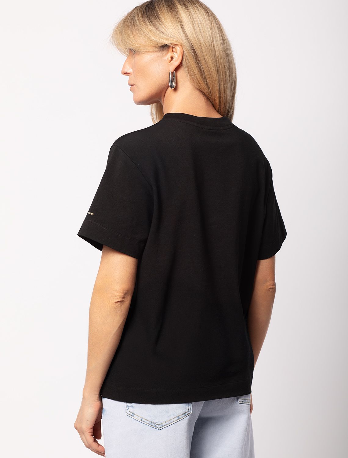 Ст.цена 1490р Футболка из премиального хлопка с авторским принтом D49.098 черный_attitude