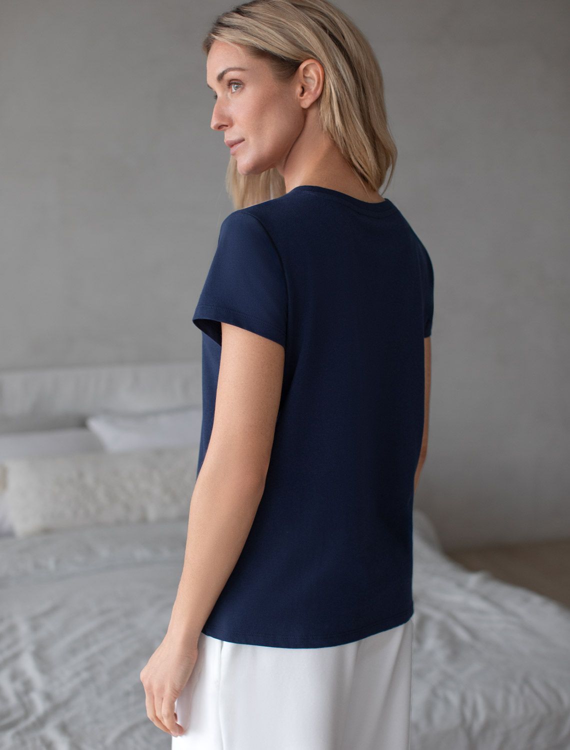 Ст.цена 990р Футболка из 100% хлопка с авторским принтом D49.092 т.синий_le_soleil