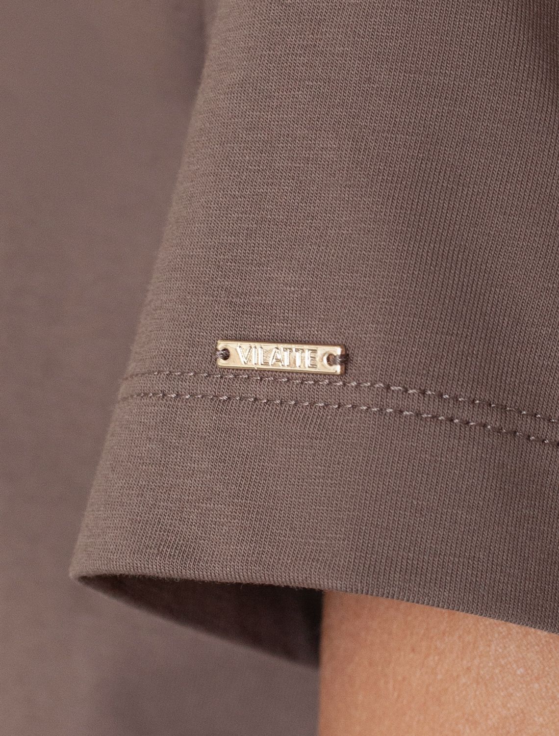 Ст.цена 1190р Футболка из премиального хлопка D49.110 темный кофе