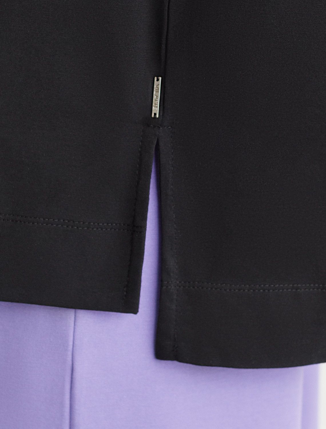 Ст.цена 1250р Свободная футболка из премиального хлопка D49.094 черный