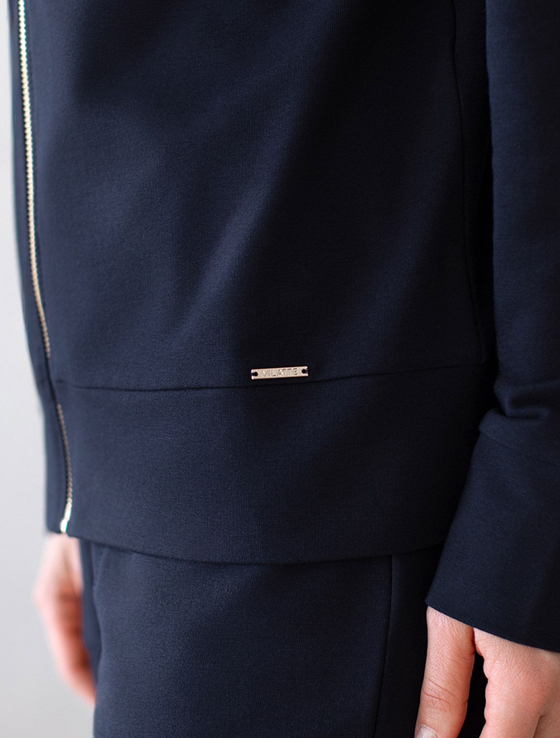 Ст.цена 2490р Жакет из тонкого премиального футера с эластаном D49.078 т.синий