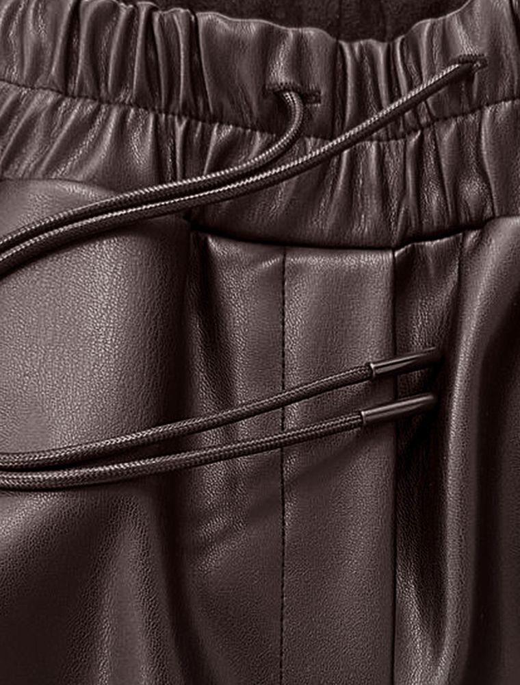 Ст.цена 2690р Широкие кожаные брюки-трубы с поясом D24.272 коричневый