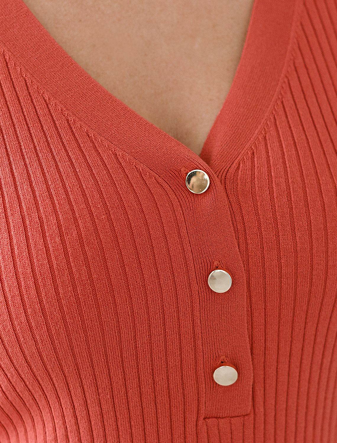 Ст.цена 1990р Джемпер тонкой вязки из вискозы с нейлоном D39.337 терракотовый