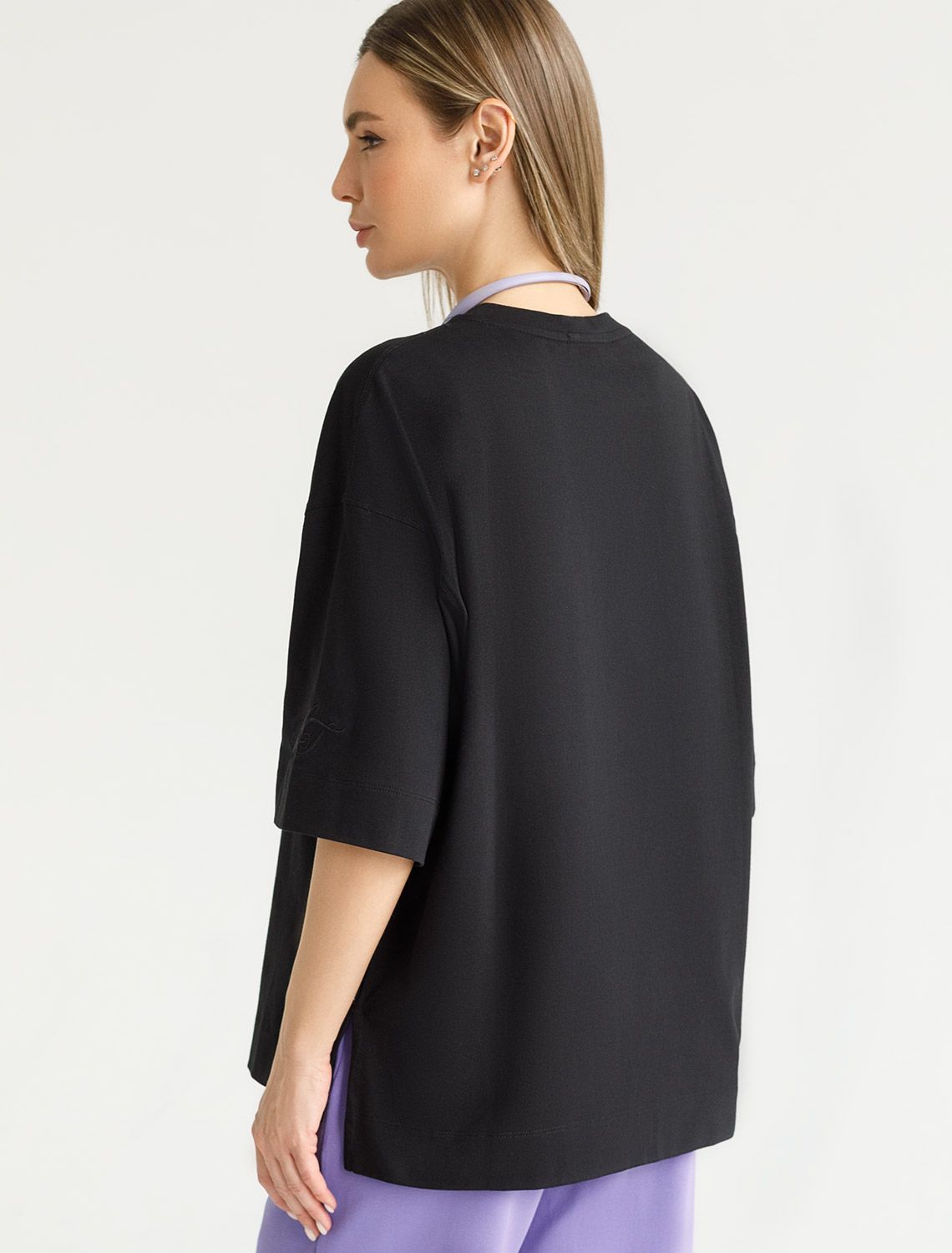 Ст.цена 1250р Свободная футболка из премиального хлопка D49.094 черный