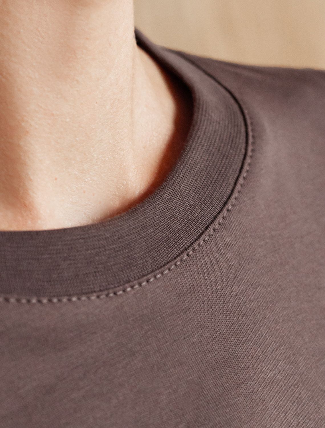 Ст.цена 1190р Футболка из премиального хлопка D49.110 темный кофе