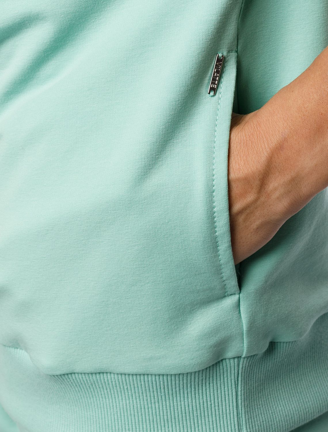 Джемпер из тонкого премиального футера с эластаном